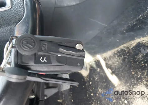 2013 Volkswagen Passat 2.0L Tdi Sel Premium from USA, damaged, VIN 1VWCN7A34DC053026